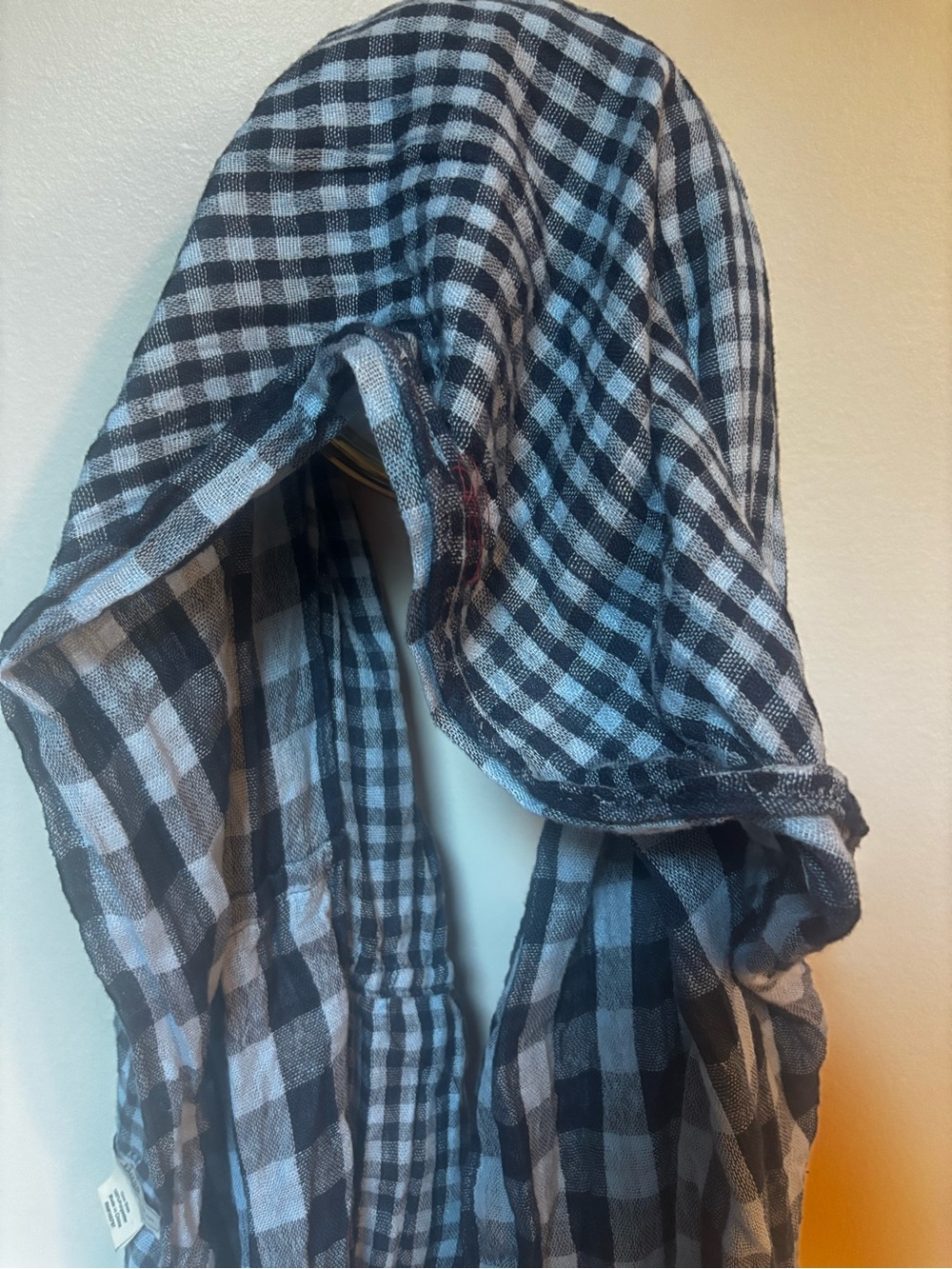 Bass Black and White Checked scarf